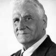 Finlay Currie