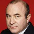 Bob Hoskins