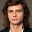 Charlie Tahan